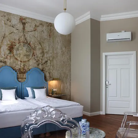 Berlinska - ,restauracja Hotel *