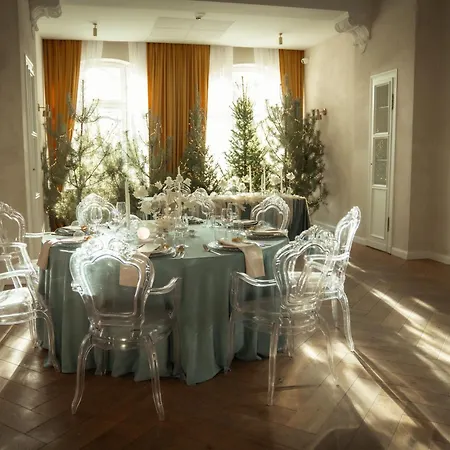 Berlinska - ,restauracja Hotel *